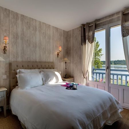 Les Eaux Qui Rient Bed & Breakfast Sanguinet Room photo